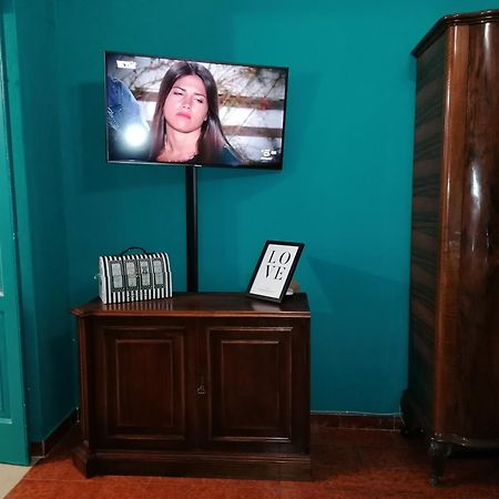 Casacasetta Suite Appartamento Indipendente Таранто Стая снимка