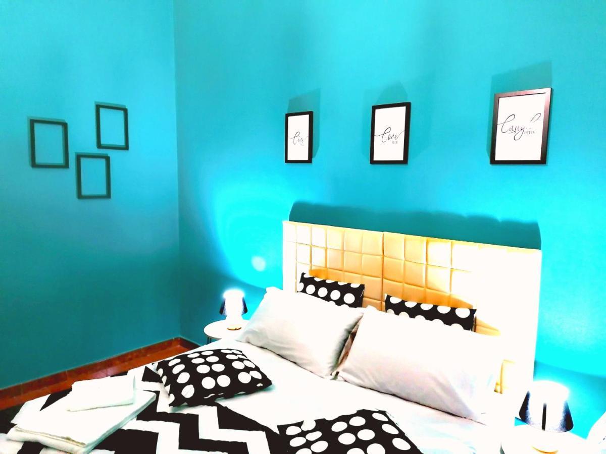 Casacasetta Suite Appartamento Indipendente Таранто Екстериор снимка