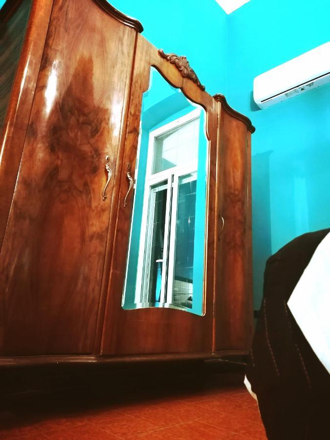Casacasetta Suite Appartamento Indipendente Таранто Екстериор снимка
