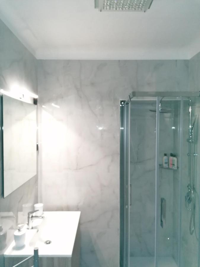 Casacasetta Suite Appartamento Indipendente Таранто Екстериор снимка